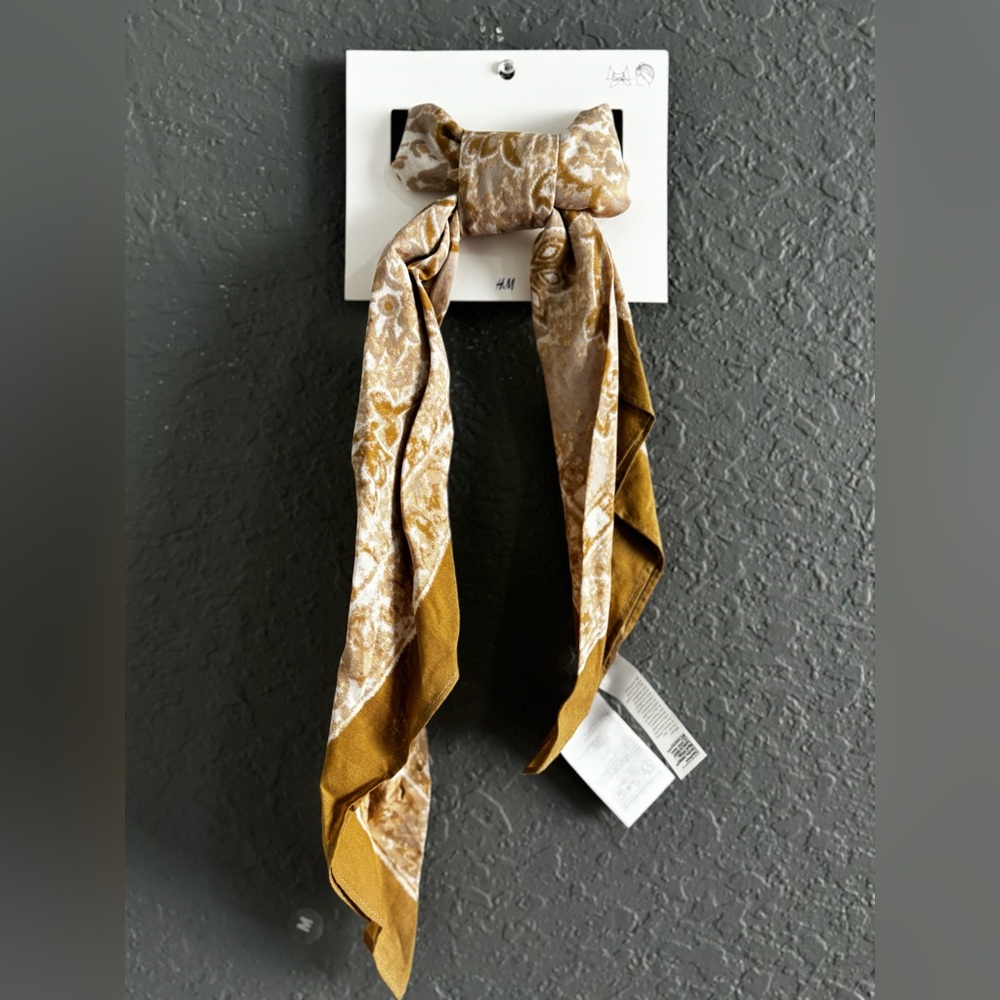 Patterned Scarf